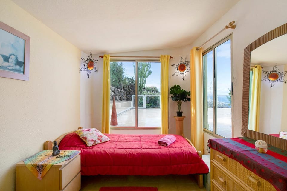 Property building, Living room, Bedroom