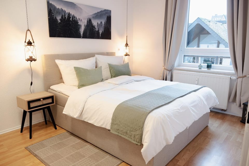 Bed, Bedroom