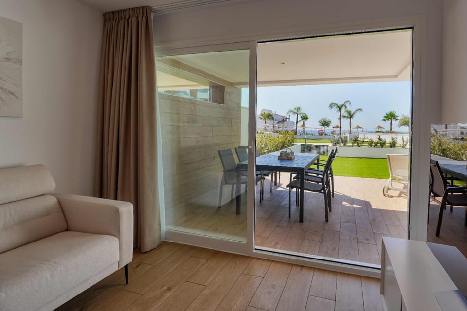 View (from property/room), Balcony/Terrace