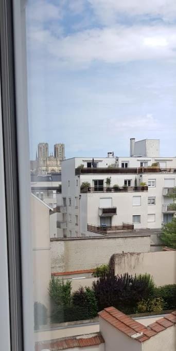 Le 131 Apartment in Reims
