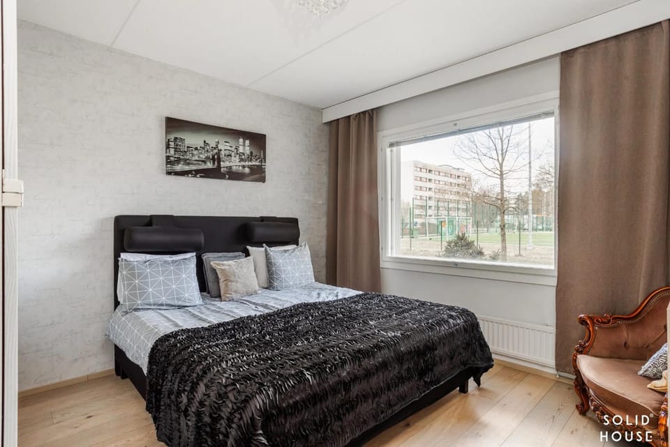 Bed, Bedroom