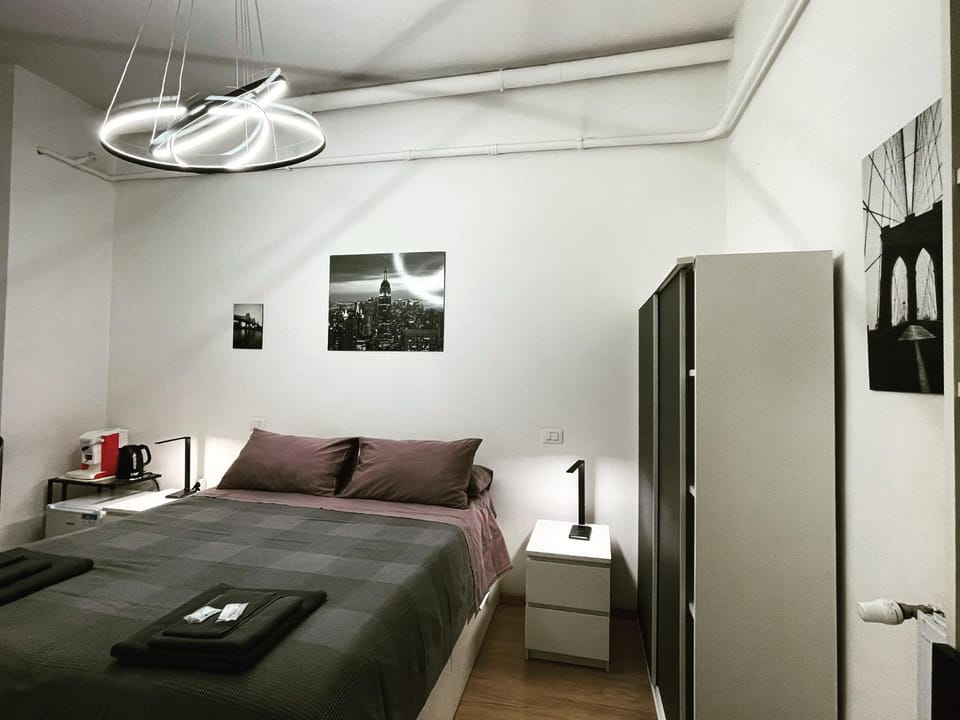 Bed, Photo of the whole room, Bedroom, wardrobe