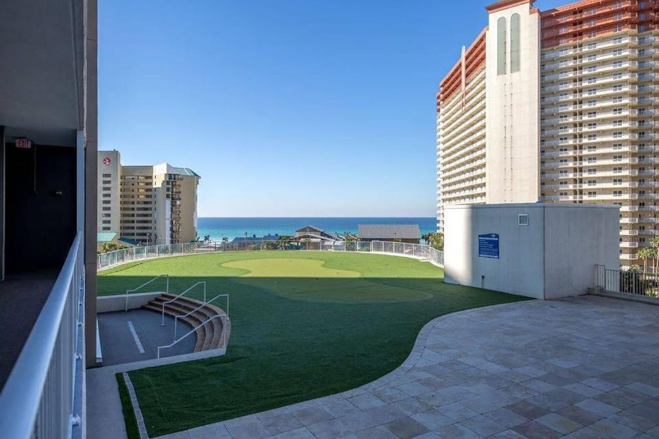Minigolf, Sea view