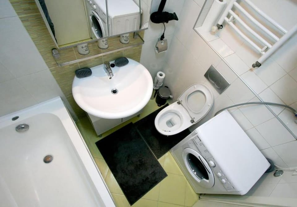 Monet Apartment Belgrade: ideal place for Digital Nomads, Medical Tourists, Wellness Apartment in Belgrade