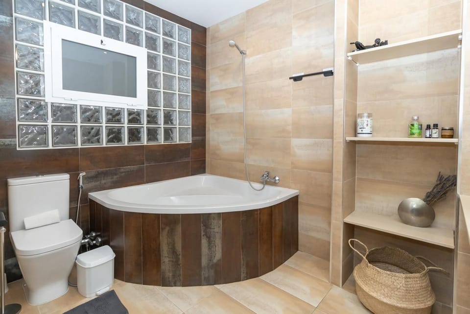 GuestReady - El Cabanyal Hidden Oasis Apartment in Valencia