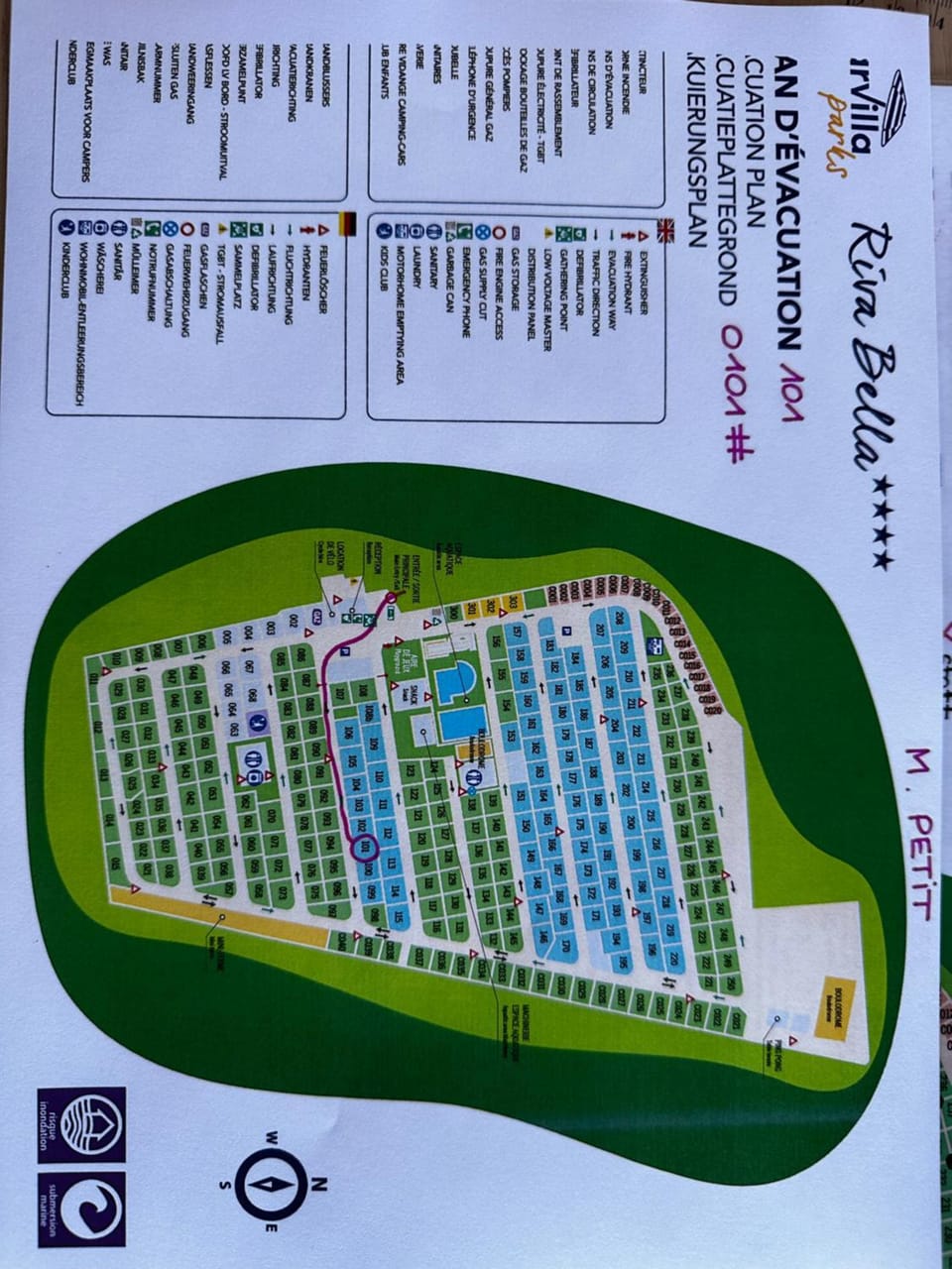 Floor plan, Text overlay