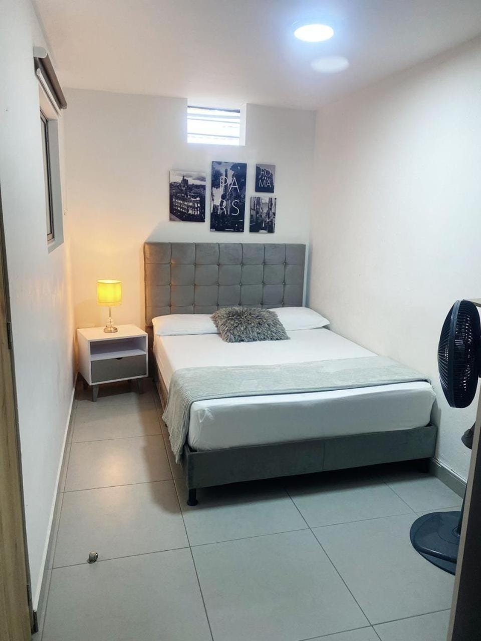 Bed, Photo of the whole room, Bedroom, air conditioner