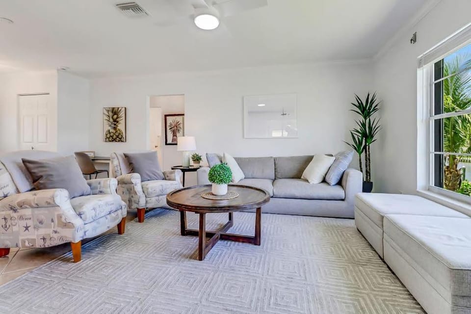 Sapphire Shores House in North Naples