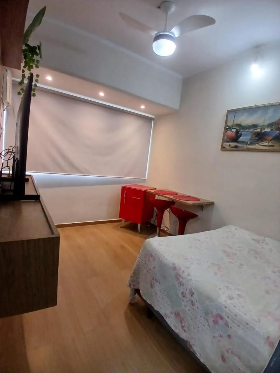 Studio Ipanema 113 - 200 metros da praia e passeios para ilhas Apartment in Angra dos Reis