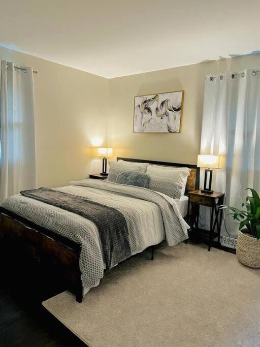 N Hamilton House 3 Bedroom House in Peoria