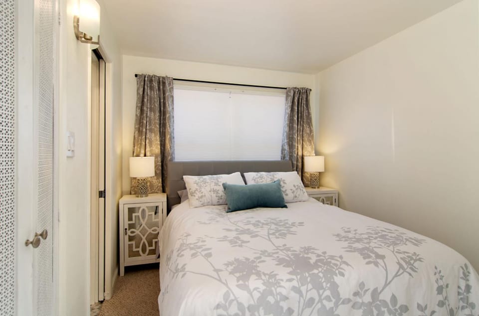 Mission Bay Cottage - Bay View Patio, Parking, WasherDryer House in Mission Beach
