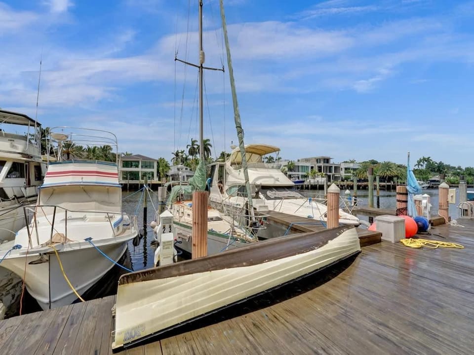 Beach Isles Modern 1BR in Fort Lauderdale with Patio Apartment in Fort Lauderdale