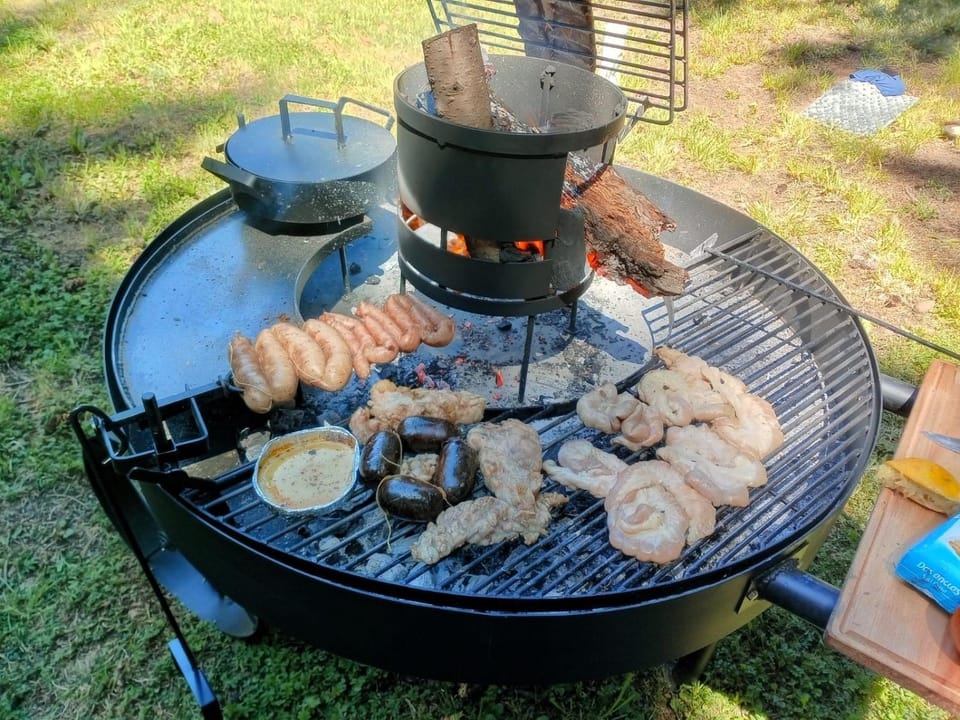 Spring, BBQ facilities, BBQ facilities, Garden