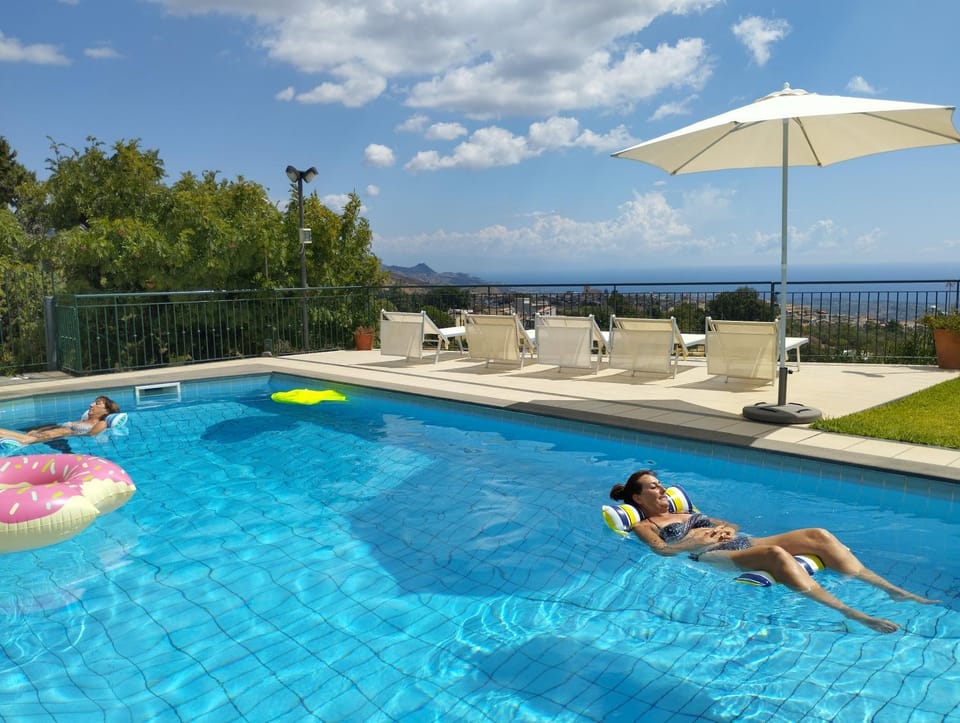 Villa Capogrecale - piscina riscaldata Villa in Sicily