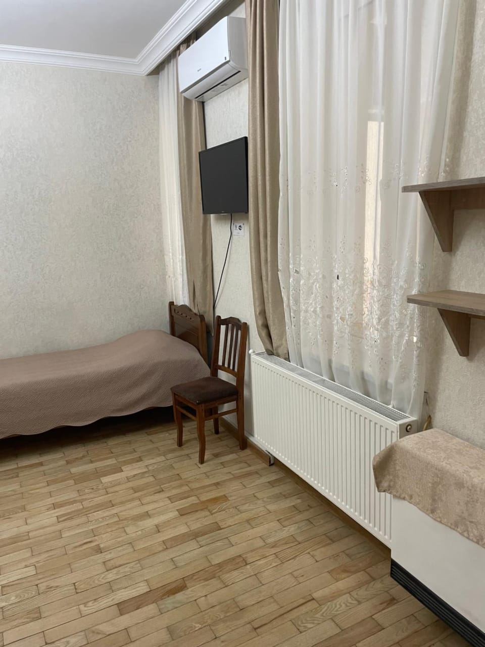 Bed, Bedroom, air conditioner