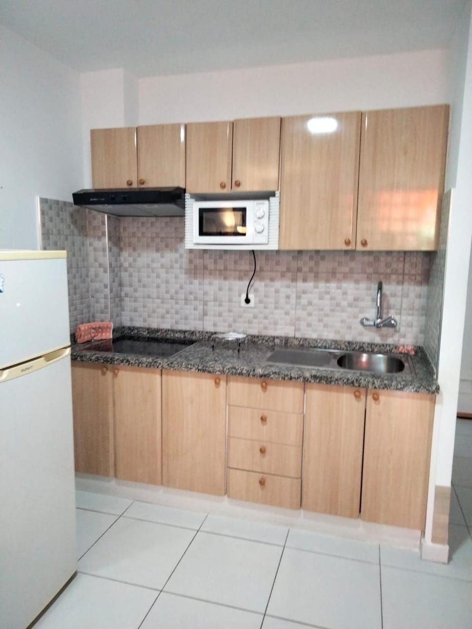 Kitchen or kitchenette, minibar, pet friendly, stove