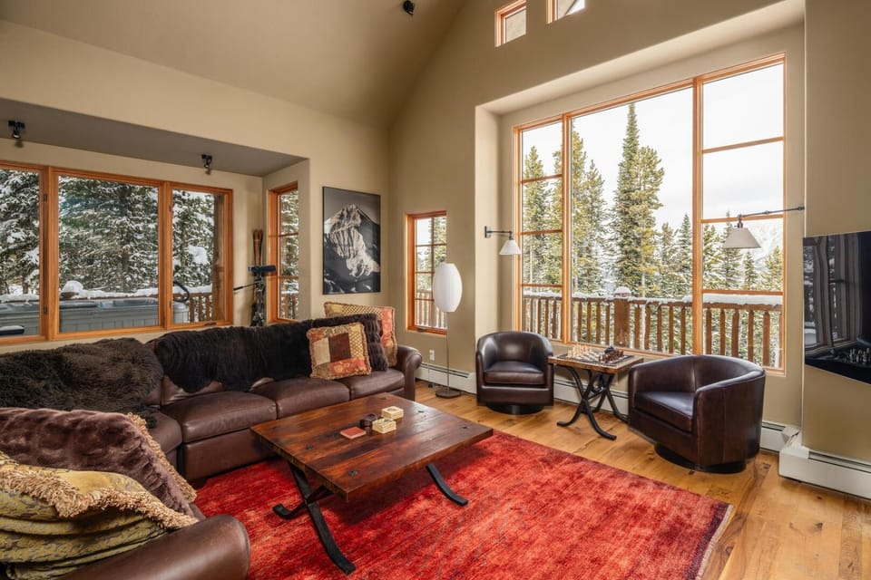 2 Mountain Home House in Big Sky