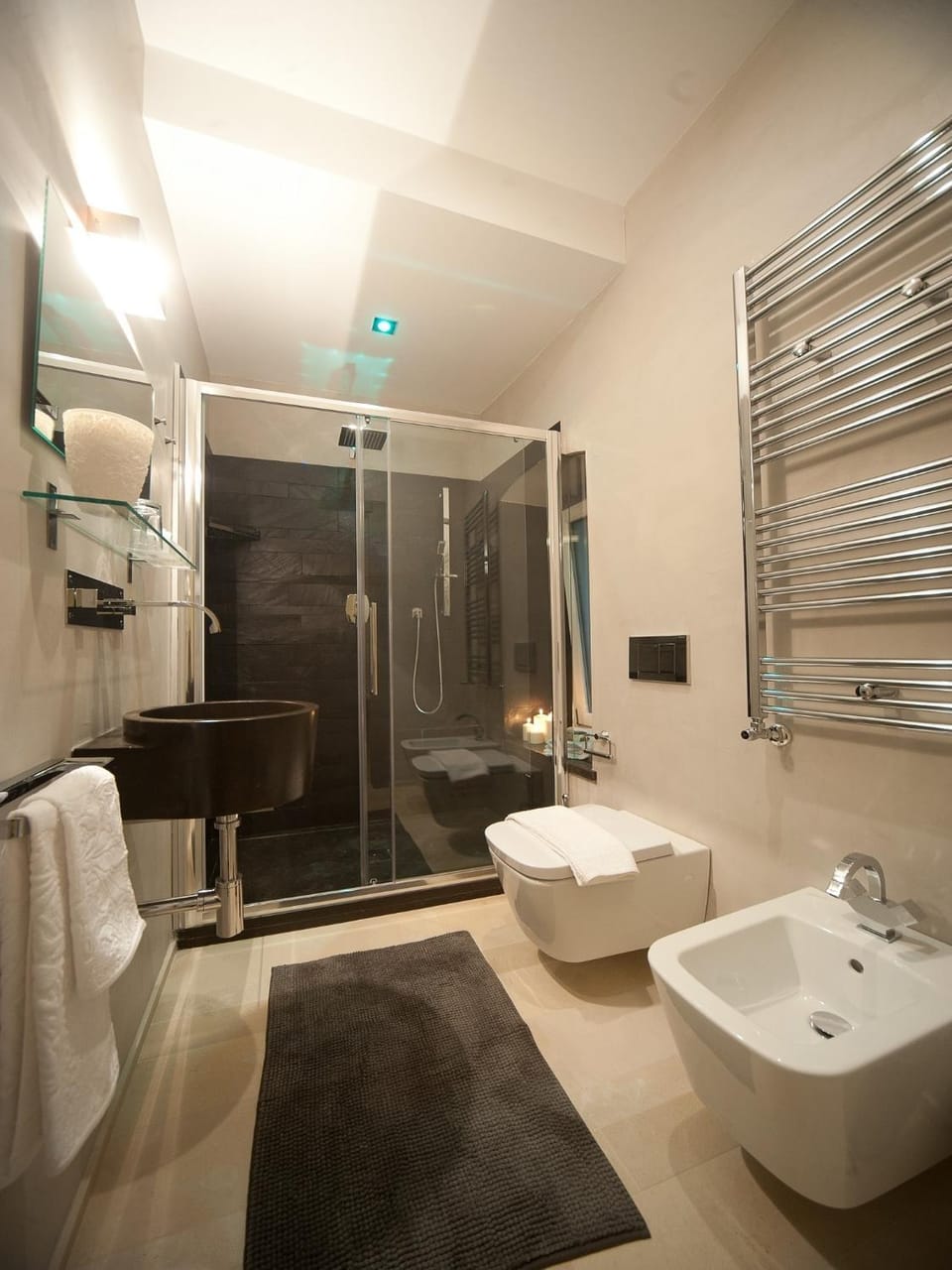 Shower, Toilet, Bathroom