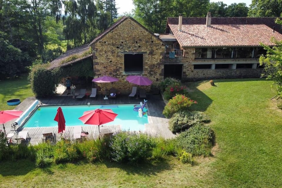 Garden view, Swimming pool, sunbed