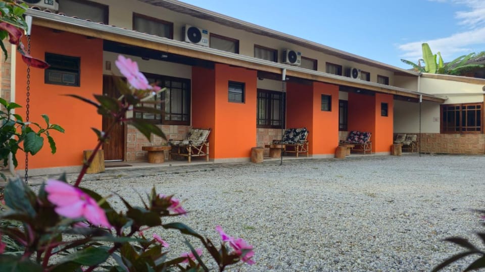Pousada Dona Carmem Ubatuba Apartment in Ubatuba