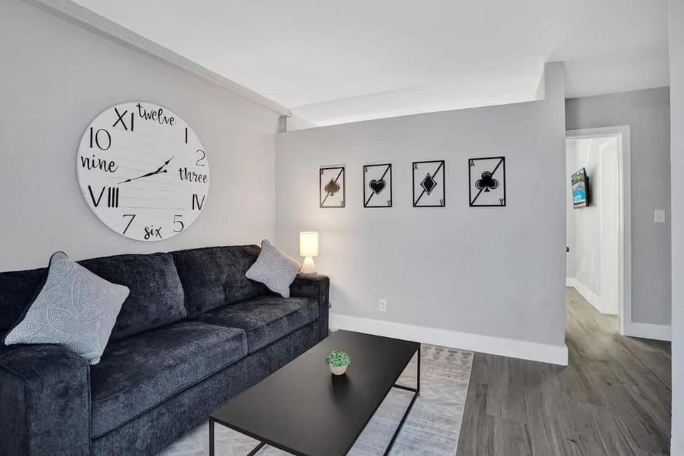 Rustic Retreats Cozy 1BR For 4 Guests In The Heart Of Fort Lauderdale Apartment in Fort Lauderdale