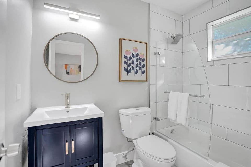 Rustic Retreats Cozy 1BR for 2 guests minutes from Las Olas Apartment in Fort Lauderdale
