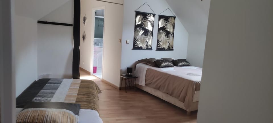 Bed, Bedroom