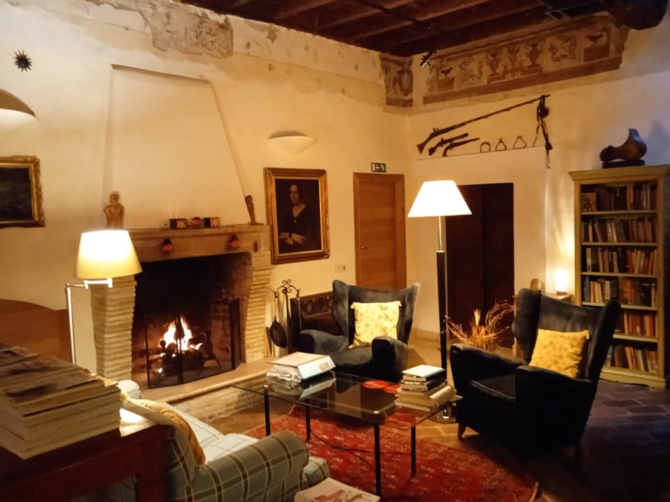 Communal lounge/ TV room, Living room
