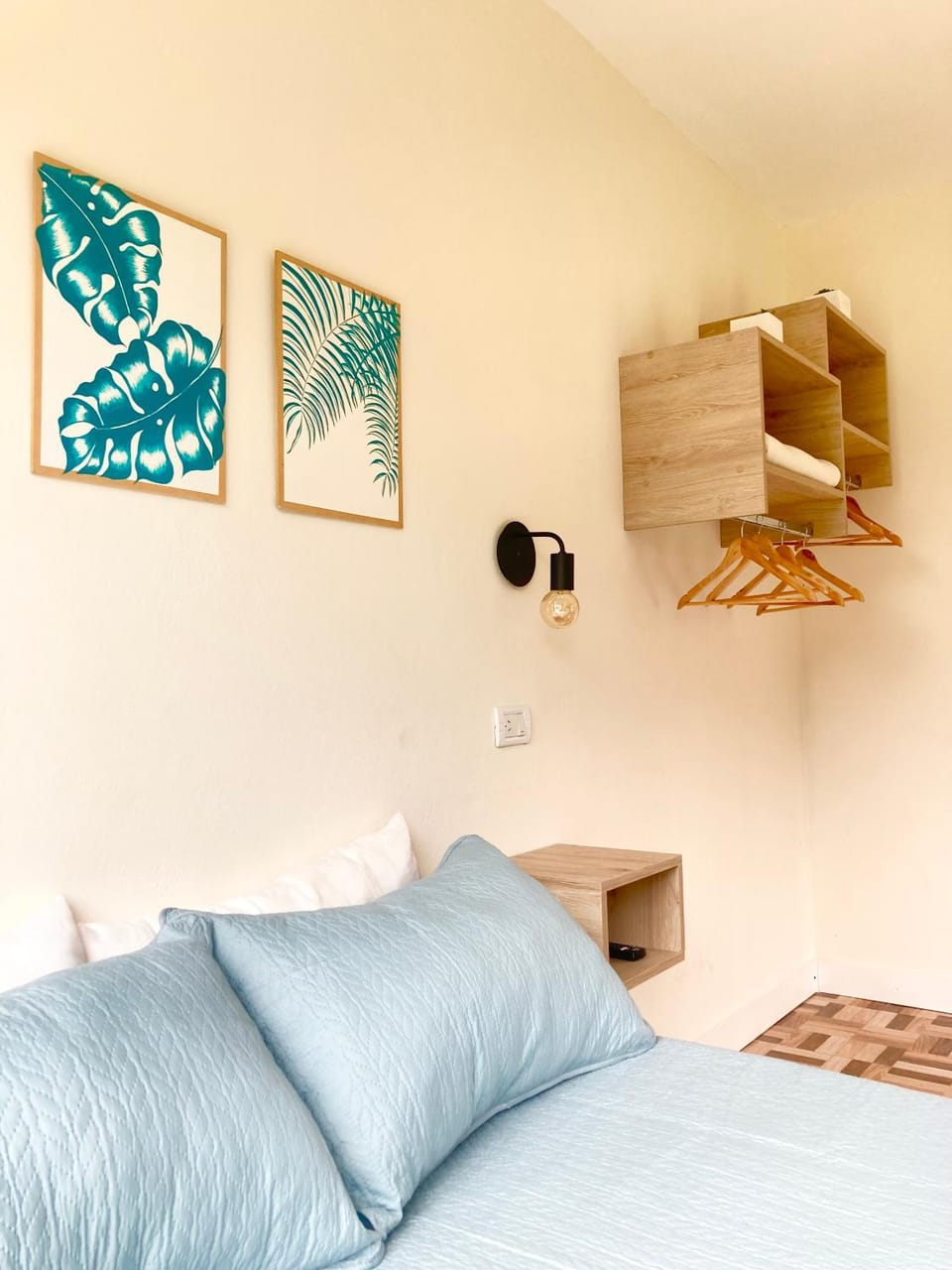 Photo of the whole room