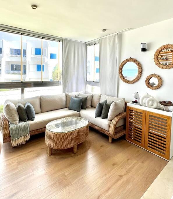 Appartement pieds dans l’eau M’diq Apartment in Tangier-Tétouan-Al Hoceima