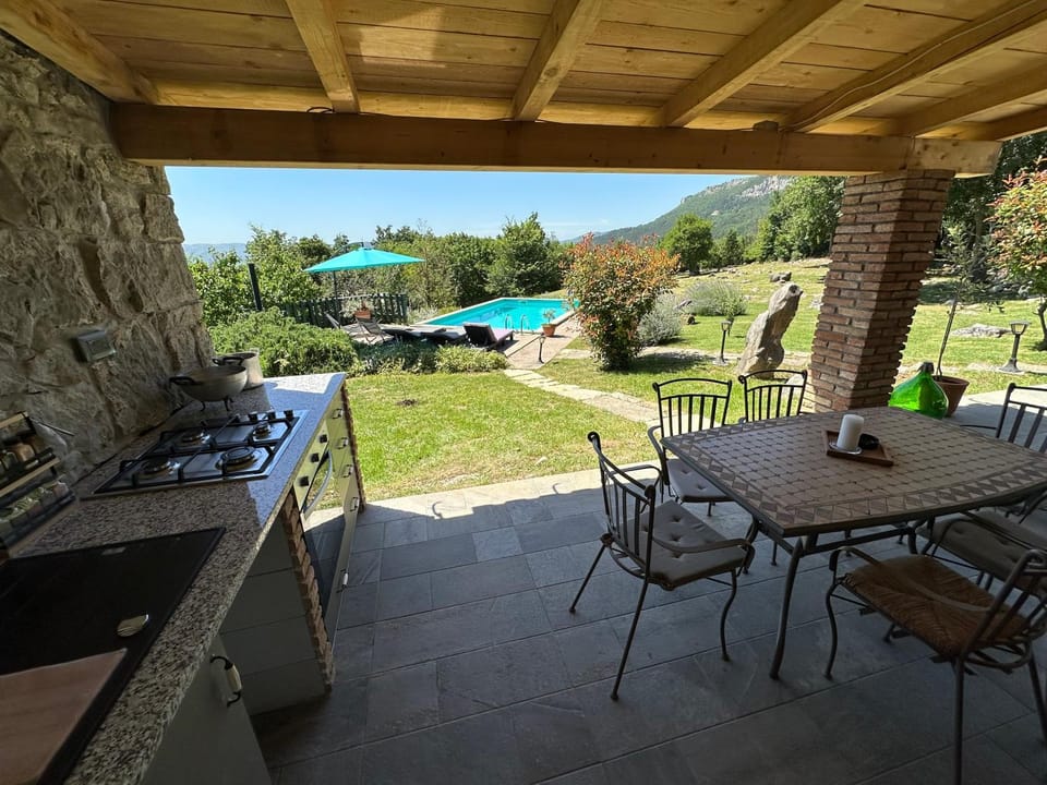 Patio, Seating area, kitchen