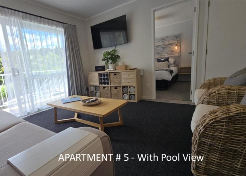 Stay n Play n Russell Apartment in Northland