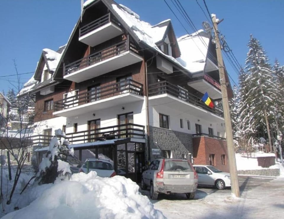 Property building, Street view