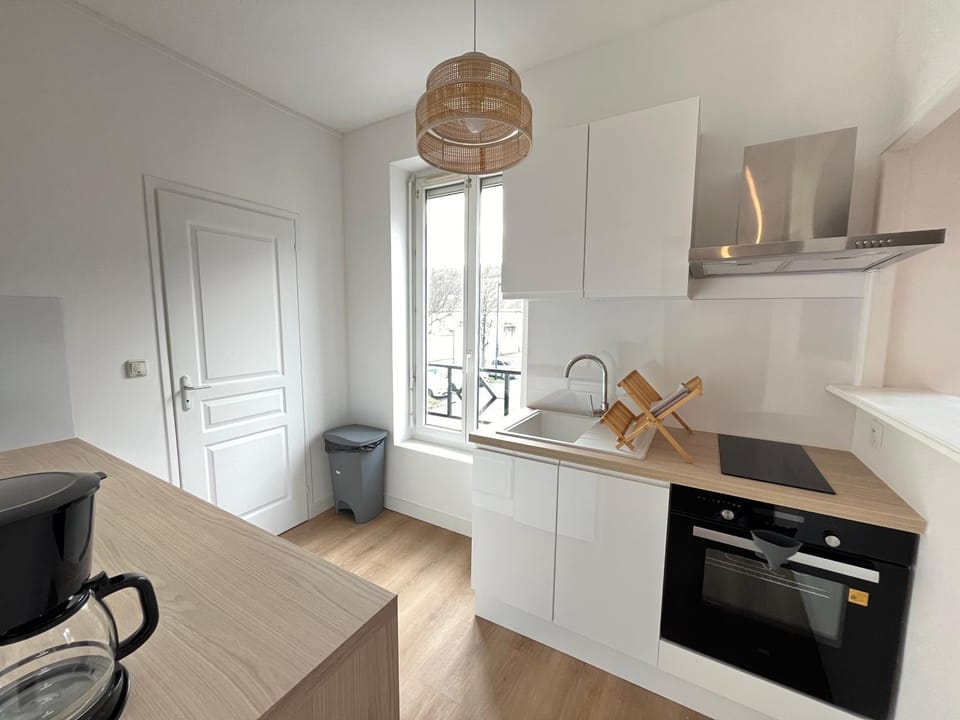 Kitchen or kitchenette, stove