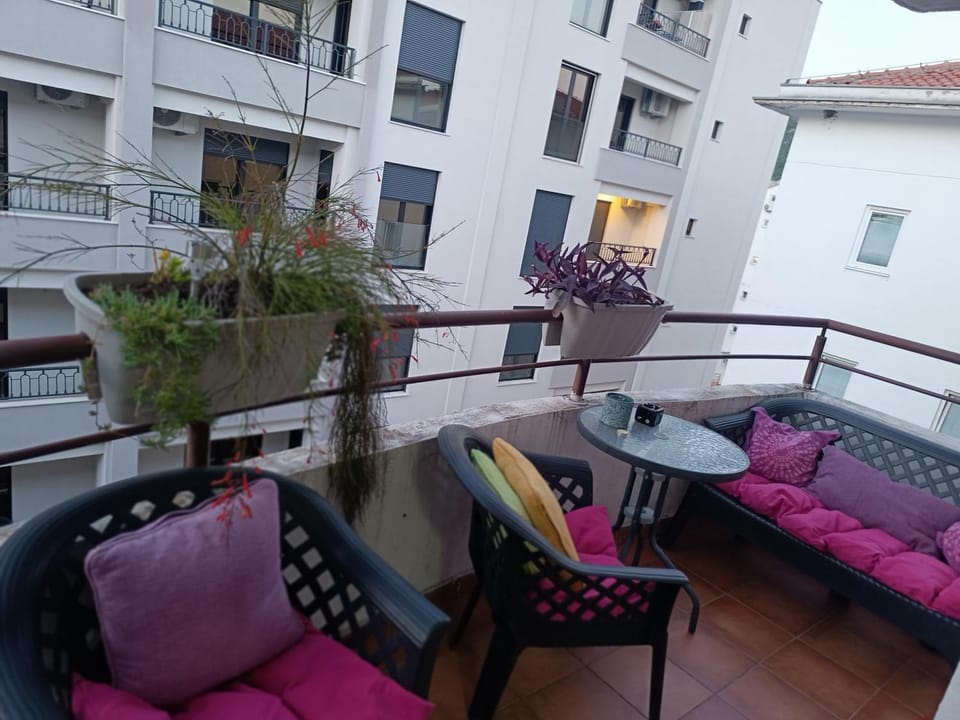 Budva apartman Haustor Apartment in Budva