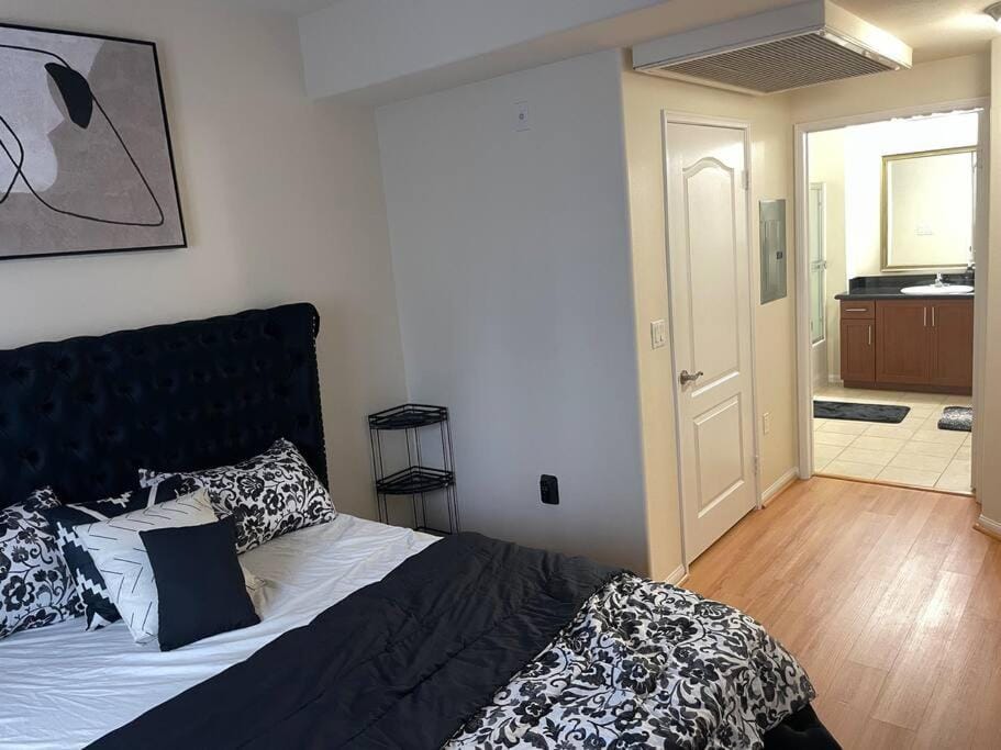 Luxury 2 bedroom apartment in downtown LA! Apartment in Glendale