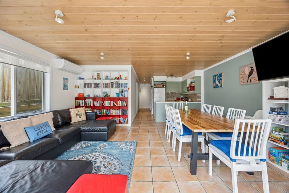 Am Meer at Cora Lynn Apartment in Lorne