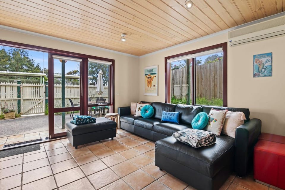 Am Meer at Cora Lynn Apartment in Lorne