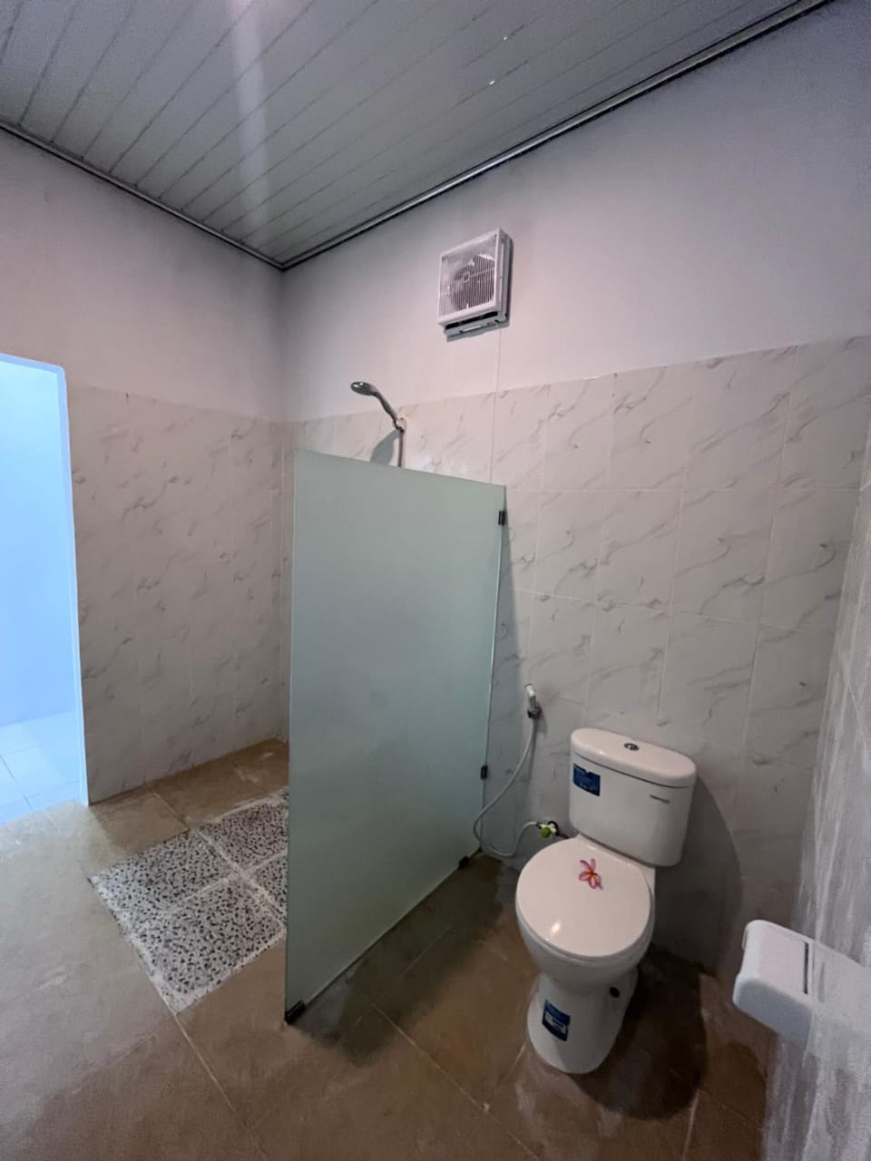 Ceningan Cliff Cottages Bed and Breakfast in Nusapenida