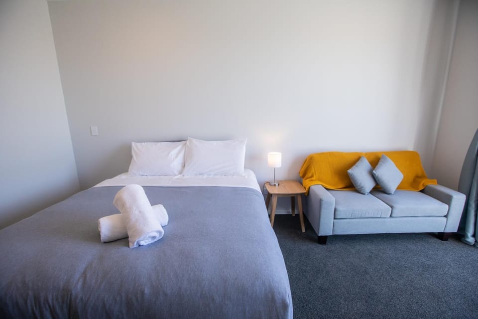 Seating area, Bedroom