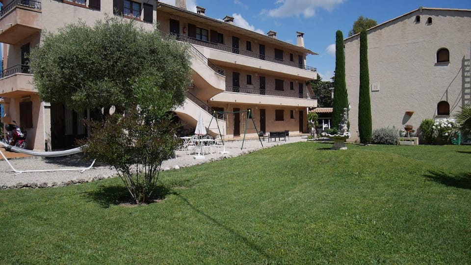 Property building, Garden