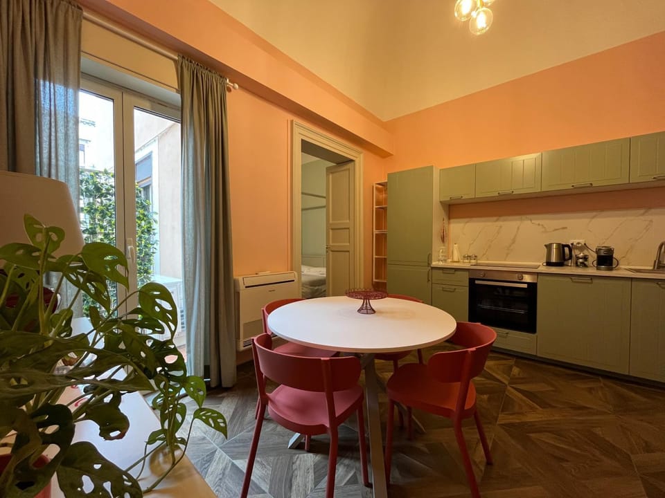 Dedè Home Apartment in Catania