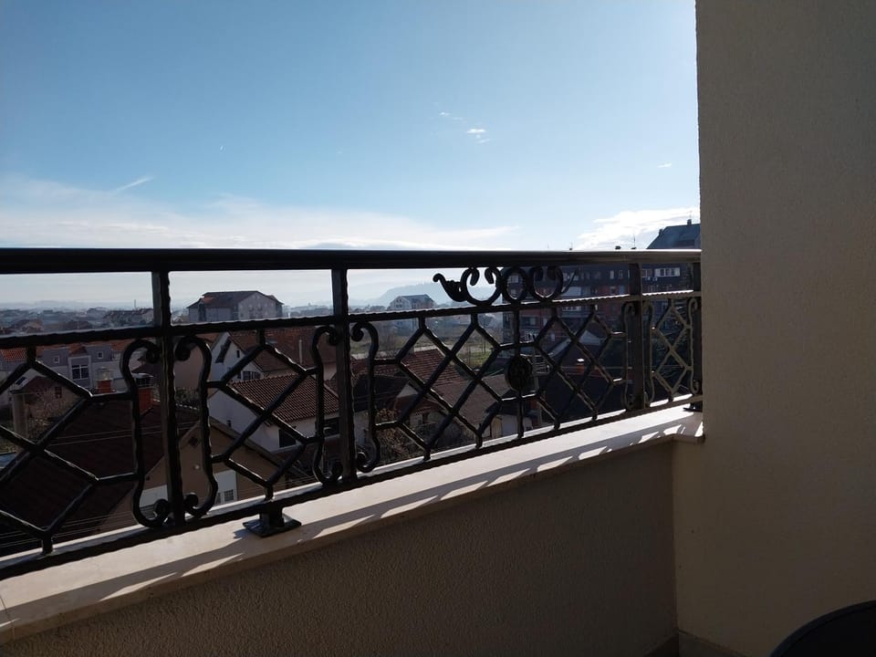 Lider Lux Apartman Apartment in Serbia