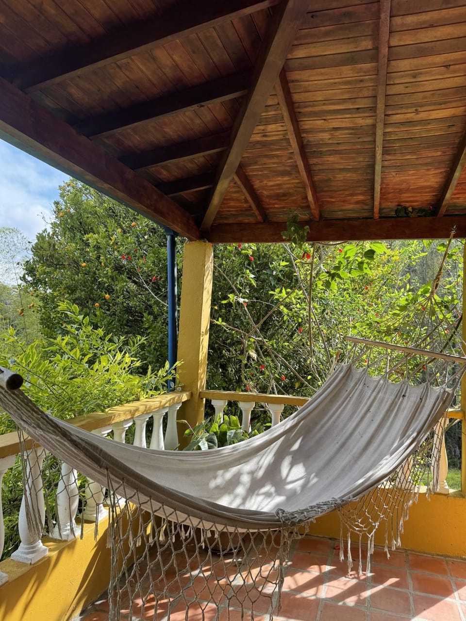 La Escondida, con acceso al lago House in Antioquia