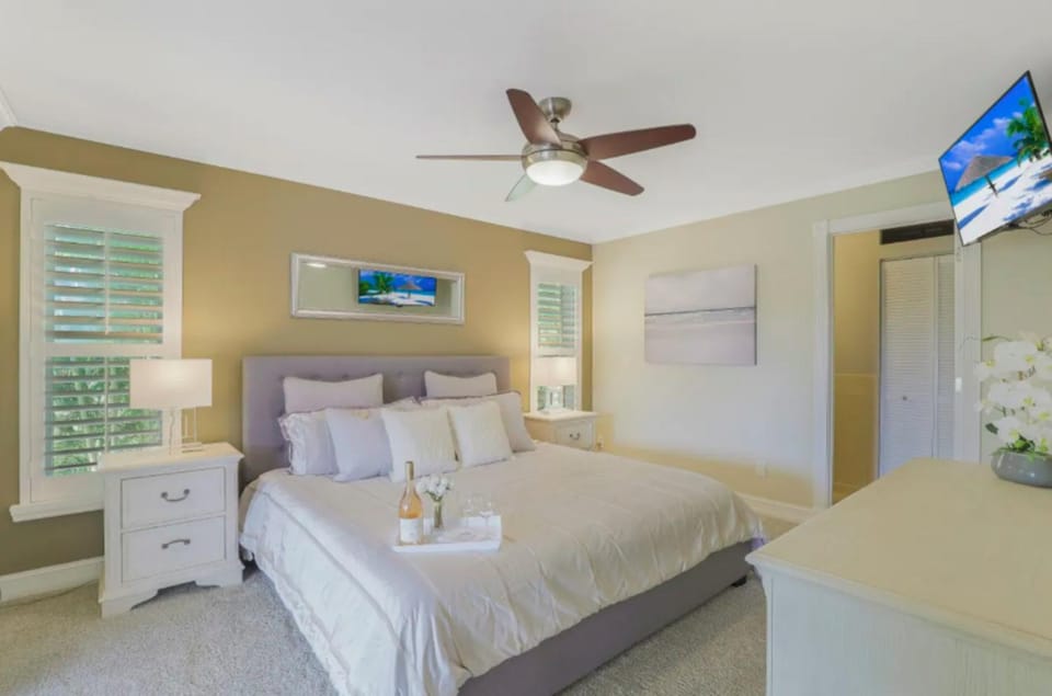 1209 Marco Island House in Marco Island