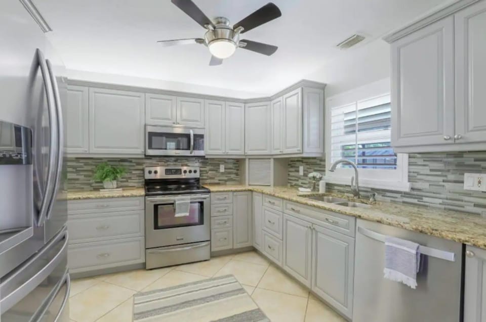 1209 Marco Island House in Marco Island