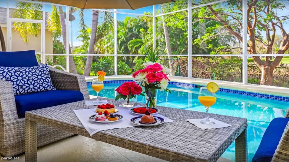 5BR Beach House - Private Pool - Beach Access Included House in Marco Island