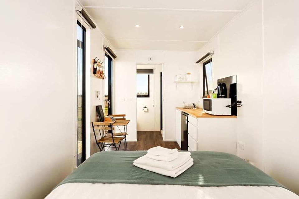 Lough View Cabin by Tiny Away Cabin in Port Fairy