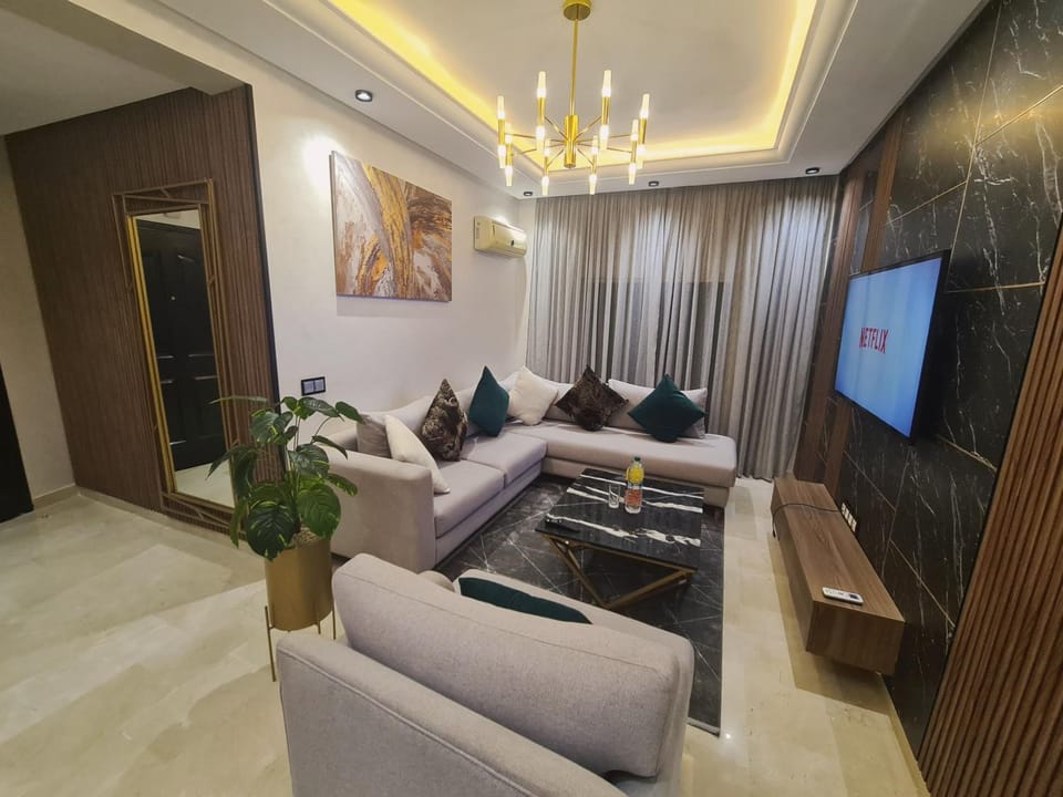 modern apartment opposite to HASSAN2 MOSQUE & FAIR international casablanca , near downtwn, with side SEA view with sports machines with free underground GARAGE prohibited for unmarried couples of Arab original apartment too QUIET Apartment in Casablanca