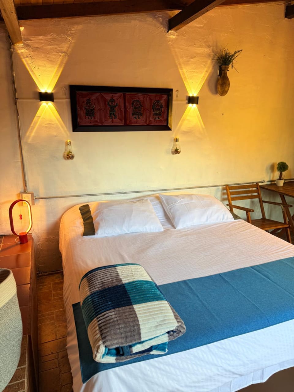 Bed, Photo of the whole room, Bedroom